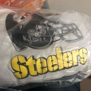 Pillows footballs teams